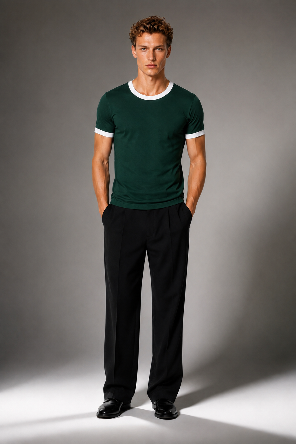 The Essential Ringer Tee - in Green